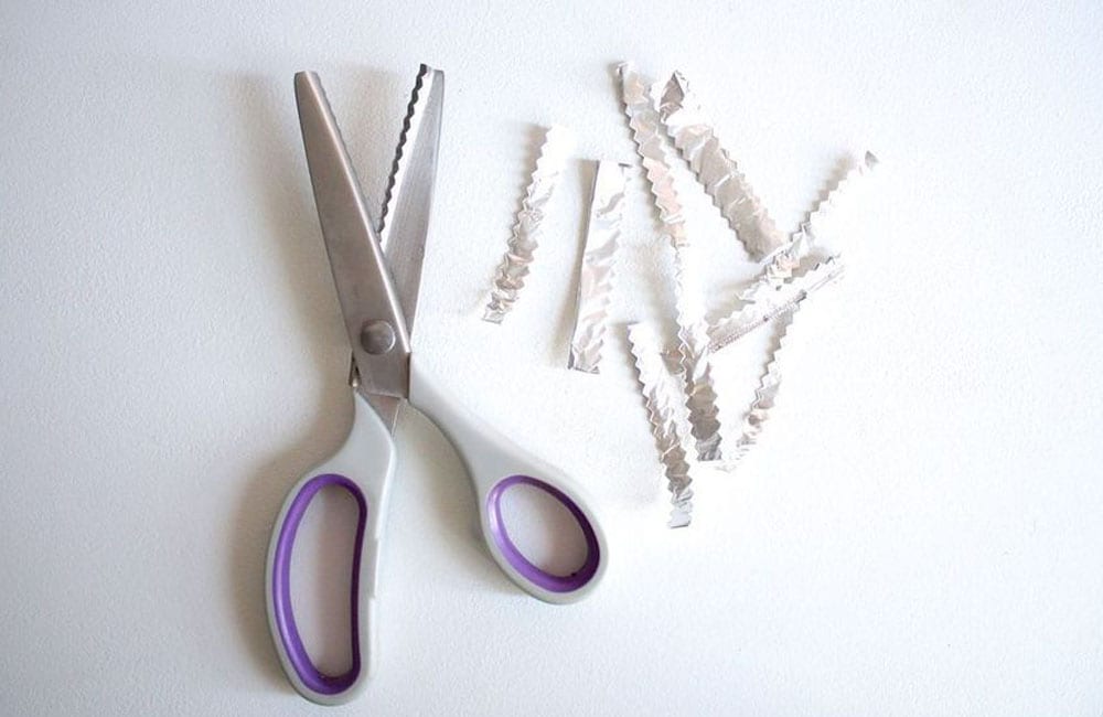 Sharp Scissors @instructables / Pinterest.com