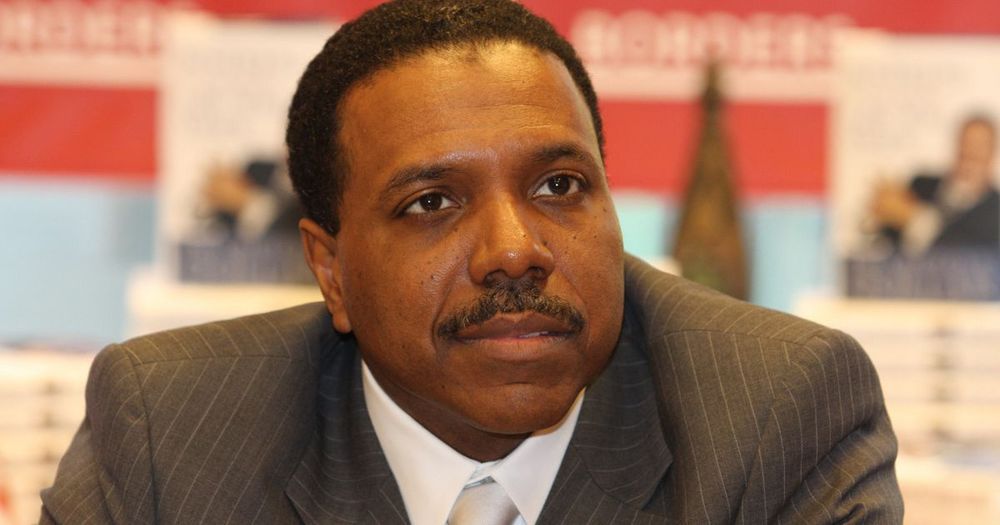 Creflo Dollar - Net Worth Million 