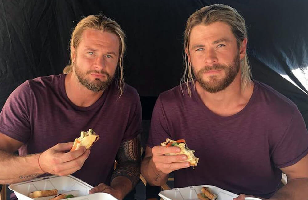 Chris Hemsworth and Bobby Holland Hanton @FanactuCom / Twitter.com